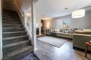 Photo #4: 2367134 Listing