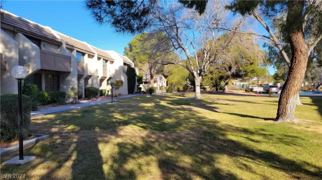 MLS: 2367147 Condo For Sale