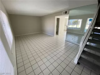 Photo #2: 2367147 Listing