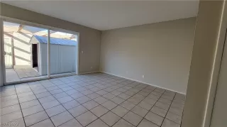 Photo #3: 2367147 Listing