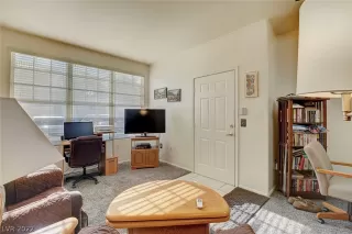 Photo #4: 2367148 Listing 