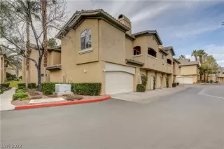 Photo #2: 2367214 Listing