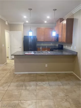 Photo #4: 2367230 Listing 