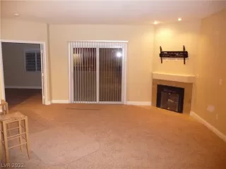 Photo #2: 2367240 Listing