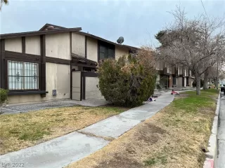 Photo #3: 2367245 Listing 