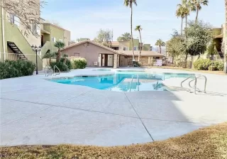 Photo #1: 2367248 Listing 