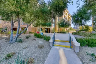 Photo #2: 2367270 Listing 