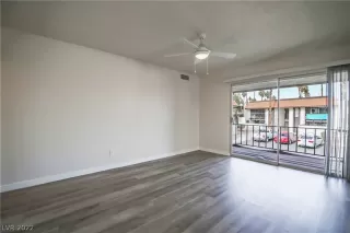 Photo #1: 2367277 Listing 