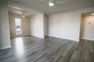 Photo #3: 2367277 Listing 