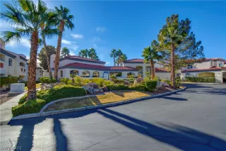 Photo #2: 2367290 Listing 