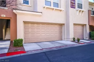 Photo #2: 2367301 Listing 