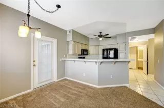 Photo #5: 2367312 Listing 