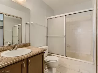 Photo #6: 2367324 Listing