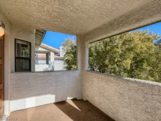 Photo #1: 2367327 Listing