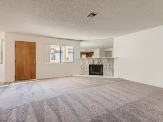 Photo #2: 2367327 Listing