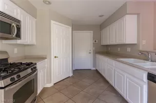 Photo #1: 2367375 Listing