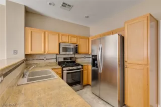 Photo #3: 2367457 Listing 