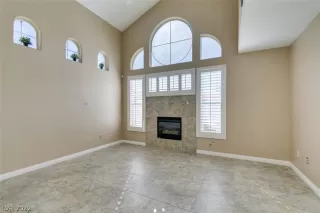 Photo #6: 2367457 Listing 