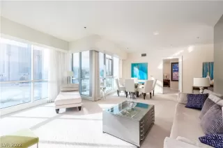 Photo #1: 2367468 Listing