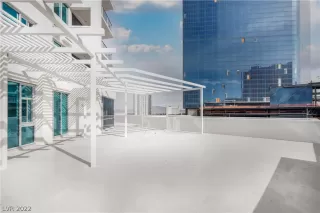 Photo #4: 2367468 Listing