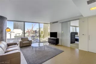 Photo #3: 2367474 Listing