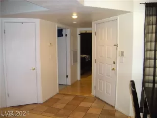 Photo #1: 2367494 Listing