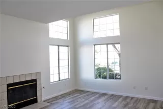 Photo #2: 2367496 Listing 