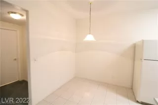 Photo #3: 2367514 Listing