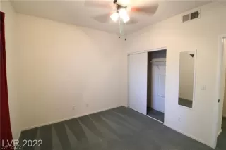 Photo #4: 2367514 Listing