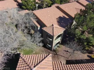 Photo #3: 2367526 Listing