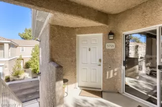 Photo #3: 2367545 Listing 