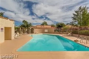 Photo #3: 2367570 Listing 