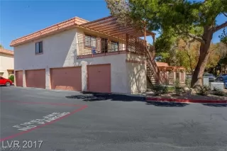 Photo #4: 2367570 Listing 