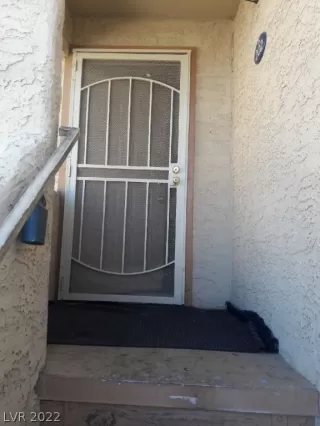 Photo #1: 2367597 Listing 