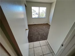 Photo #2: 2367599 Listing 