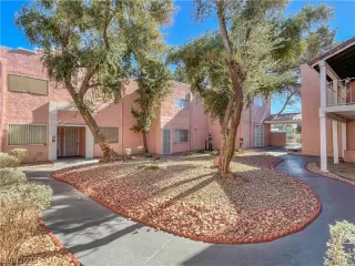 Photo #2: 2367672 Listing 