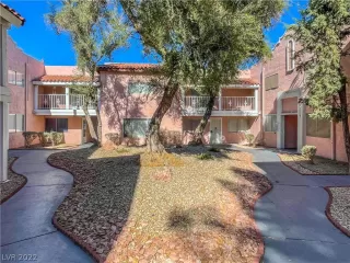 Photo #3: 2367672 Listing 