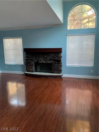 Photo #1: 2367702 Listing 