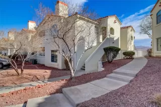 Photo #1: 2367727 Listing 