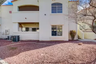 Photo #2: 2367727 Listing 