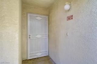 Photo #3: 2367727 Listing 