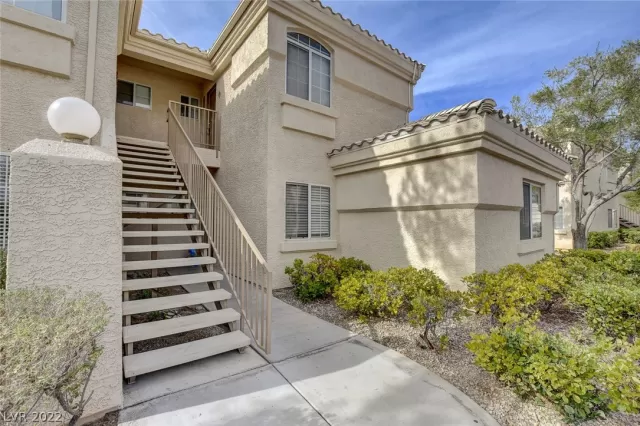 MLS: 2367737 Condo For Sale