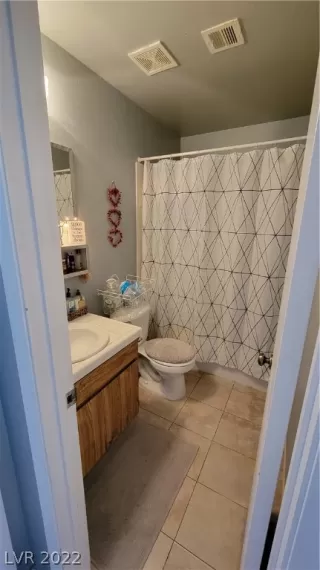 Photo #6: 2367783 Listing