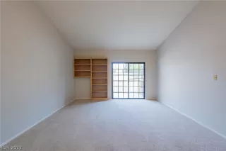 Photo #2: 2367797 Listing