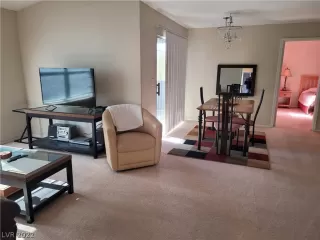 Photo #2: 2367808 Listing