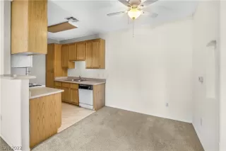 Photo #4: 2367899 Listing 