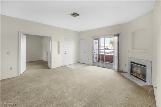 Photo #6: 2367899 Listing 