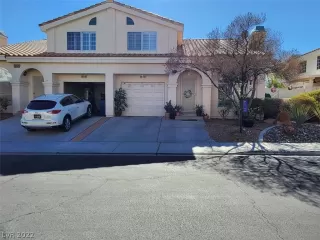 Photo #1: 2367904 Listing