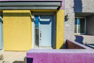 Photo #2: 2367916 Listing