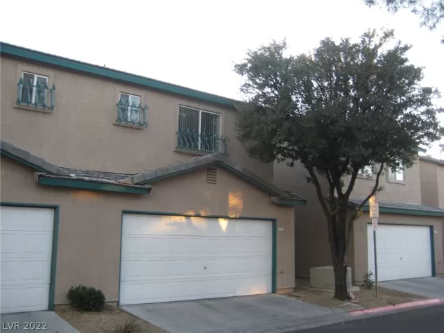 MLS: 2367969 Condo For Sale